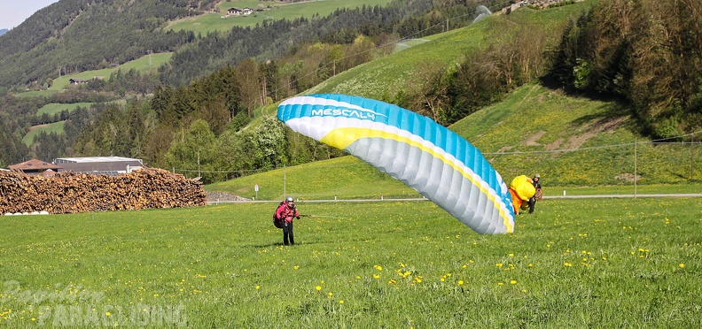 DH18_15_Luesen-Paragliding-378.jpg