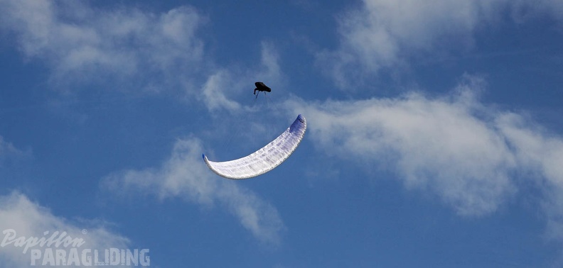 DH18_15_Luesen-Paragliding-410.jpg