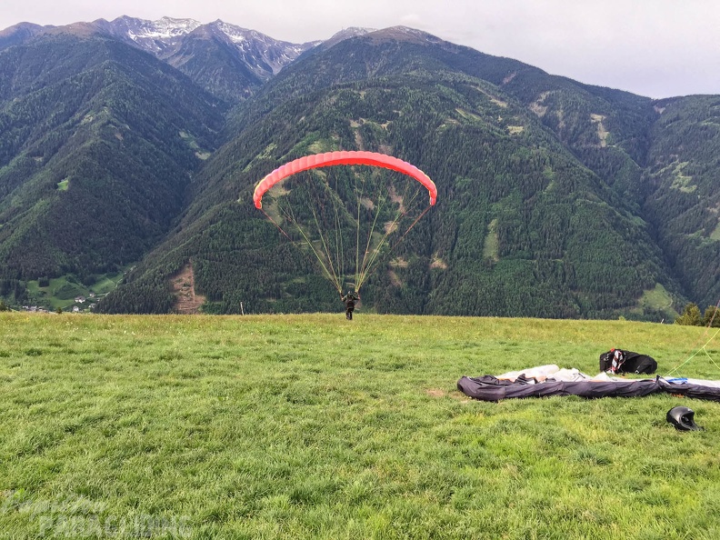 Luesen Paragliding-DH22 15-1054
