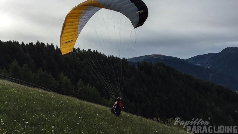 Luesen Paragliding-DH22 15-1060