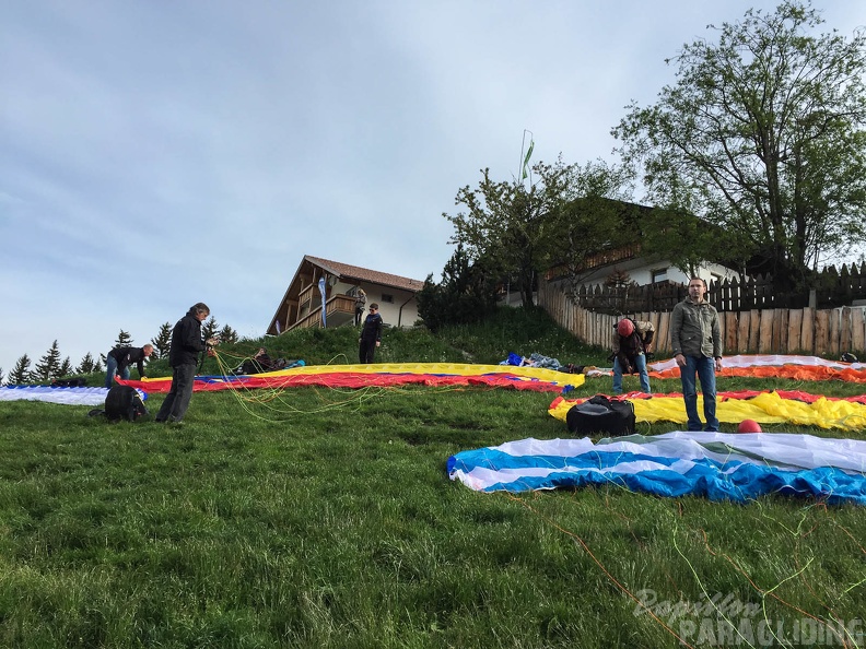 Luesen Paragliding-DH22 15-1066