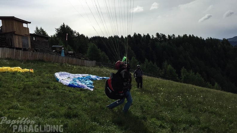 Luesen Paragliding-DH22 15-1087