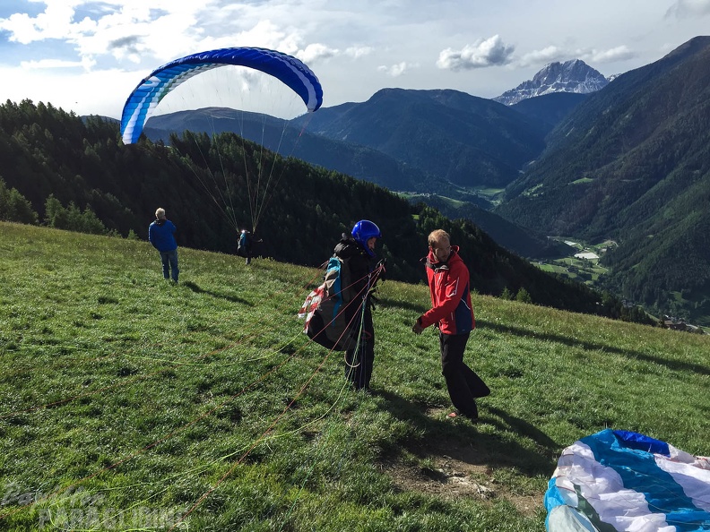 Luesen Paragliding-DH22 15-1118