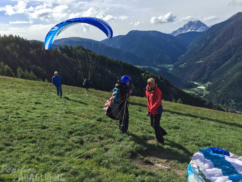 Luesen Paragliding-DH22 15-1119