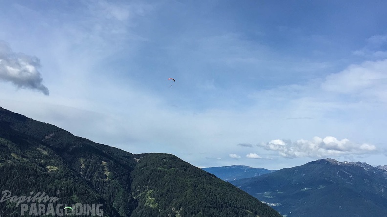Luesen Paragliding-DH22 15-1197