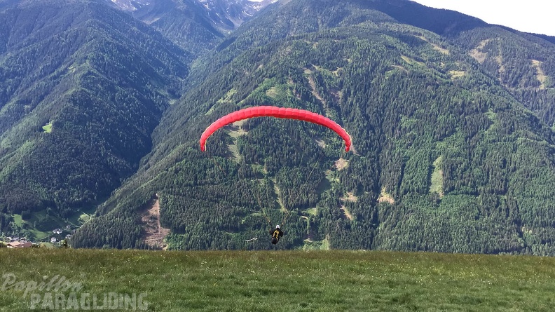 Luesen Paragliding-DH22 15-1272