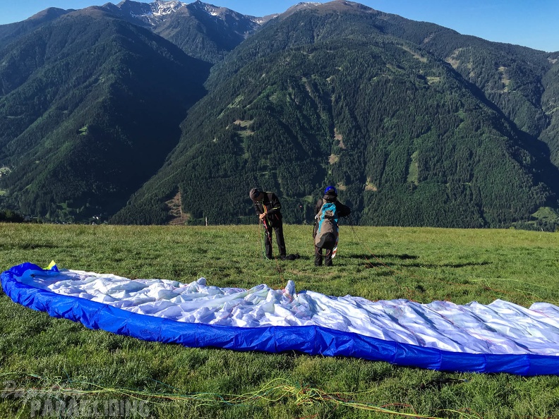 Luesen Paragliding-DH22 15-1556