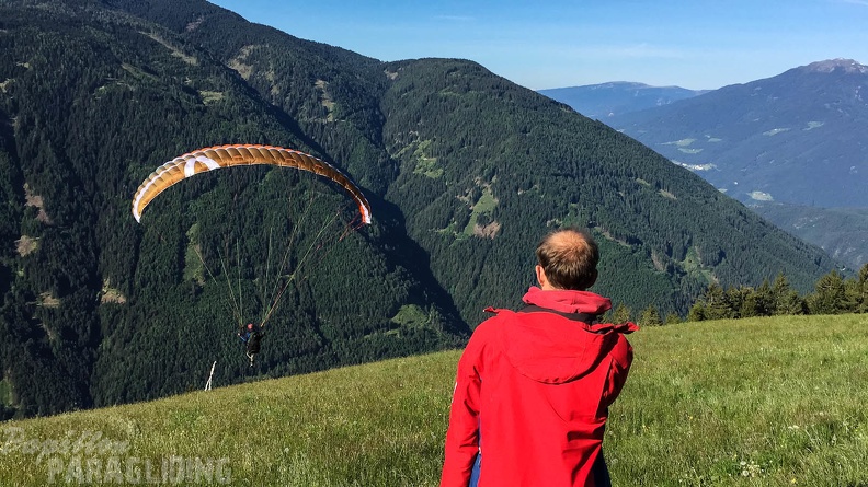 Luesen Paragliding-DH22 15-1580