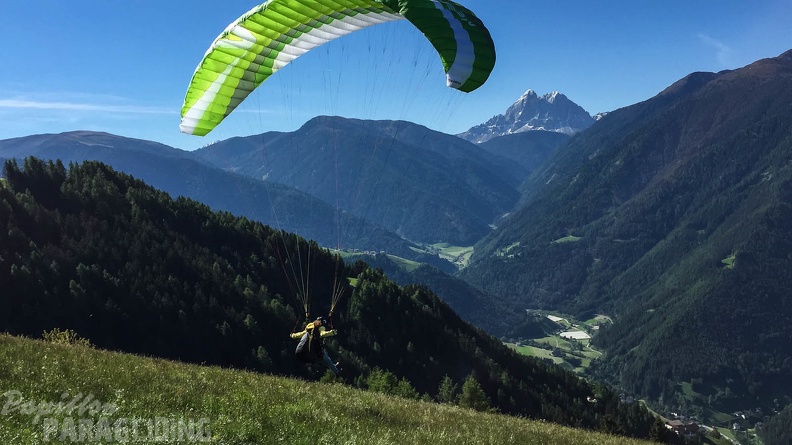 Luesen Paragliding-DH22 15-1644