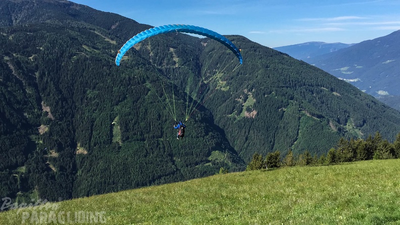 Luesen_Paragliding-DH22_15-1648.jpg