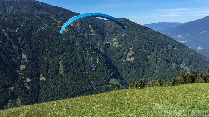 Luesen Paragliding-DH22 15-1648