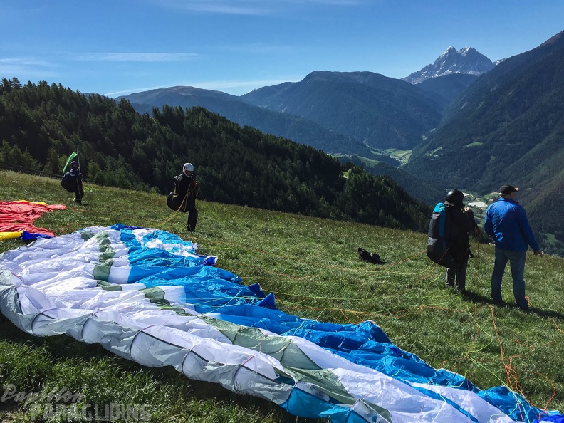 Luesen Paragliding-DH22 15-1726