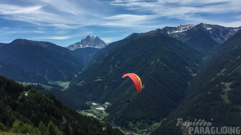 Luesen_Paragliding-DH22_15-1770.jpg