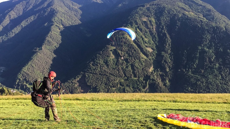 Luesen Paragliding-DH22 15-1905