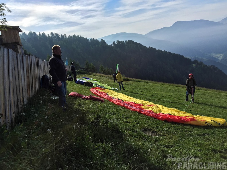 Luesen Paragliding-DH22 15-1931