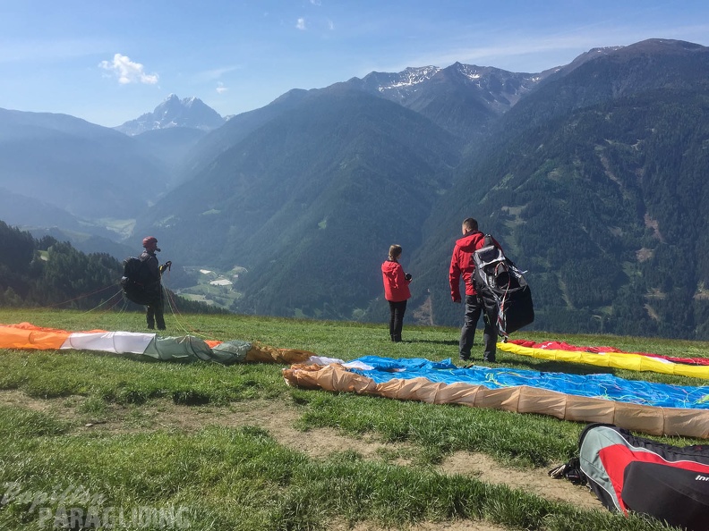 Luesen Paragliding-DH22 15-2100
