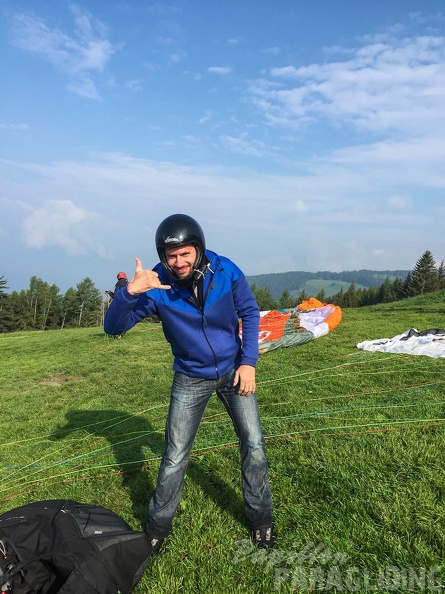 Luesen Paragliding-DH22 15-2172