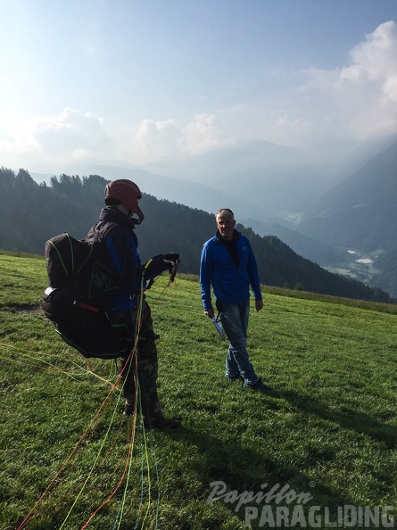 Luesen Paragliding-DH22 15-2177