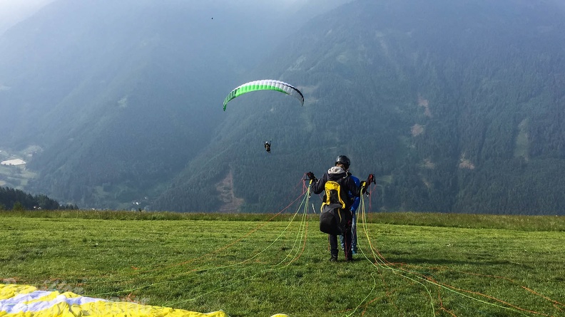 Luesen Paragliding-DH22 15-2253