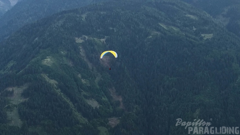 Luesen_Paragliding-DH22_15-2538.jpg