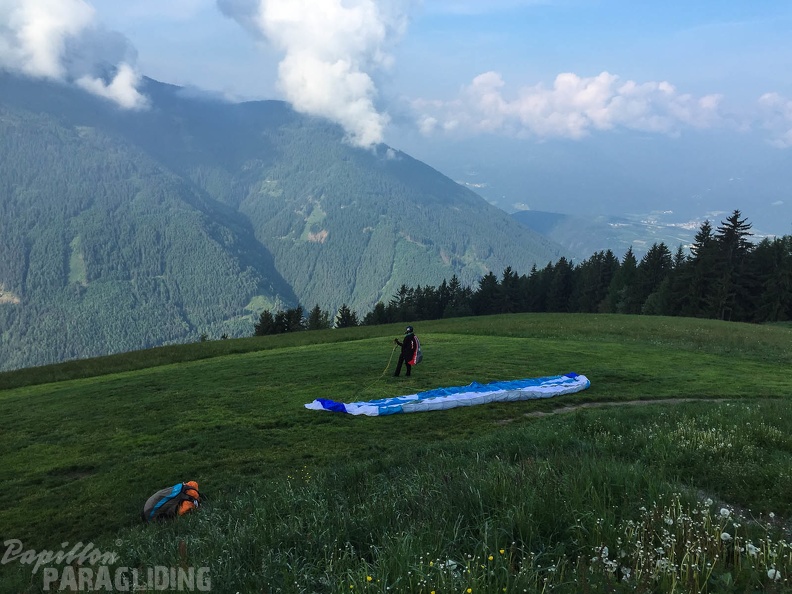 Luesen Paragliding-DH22 15-2663