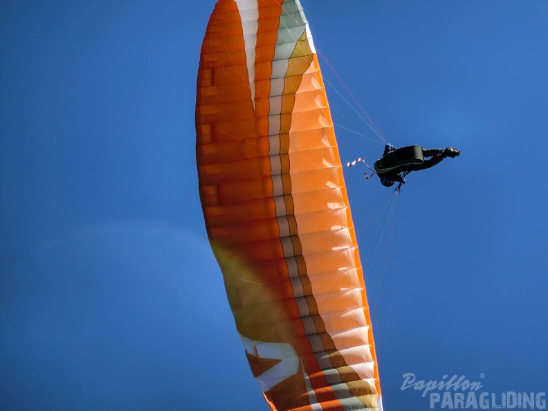 Luesen_Paragliding-DH27_15-125.jpg