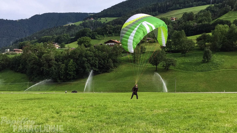 Luesen_Paragliding-DH27_15-353.jpg