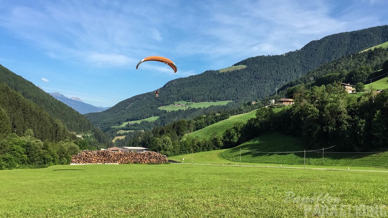 Luesen_Paragliding-DH27_15-582.jpg