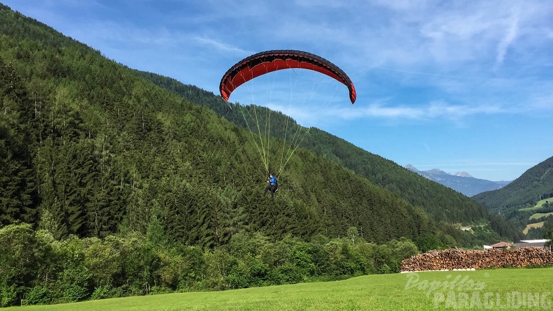 Luesen Paragliding-DH27 15-611