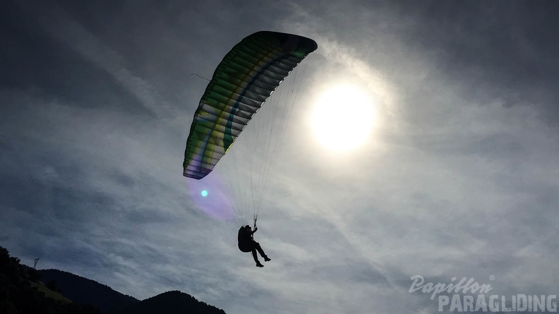 Luesen Paragliding-DH27 15-686