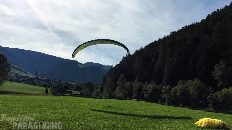 Luesen Paragliding-DH27 15-687