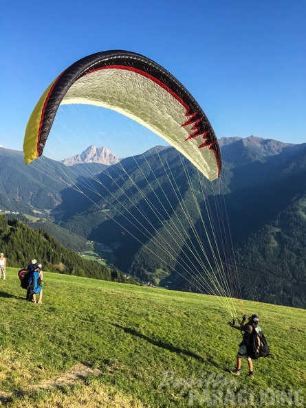 Luesen_Paragliding-DH27_15-953.jpg