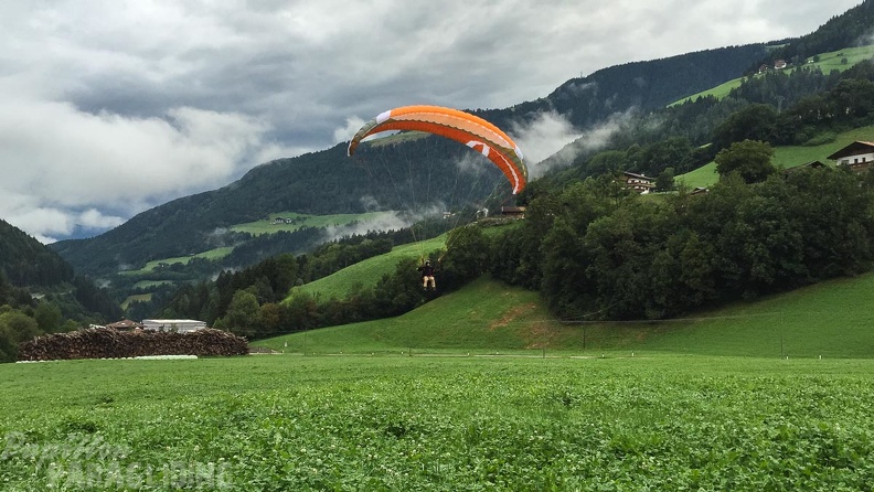 Luesen_DT34.15_Paragliding-1587.jpg