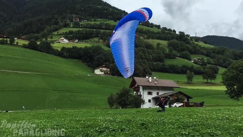Luesen_DT34.15_Paragliding-1722.jpg