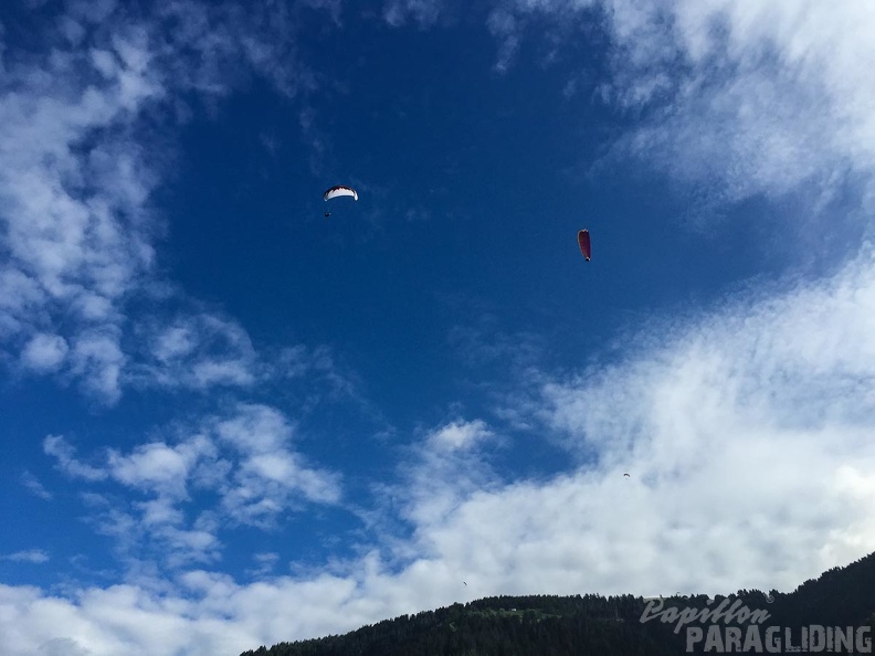 Luesen_DT34.15_Paragliding-1925.jpg