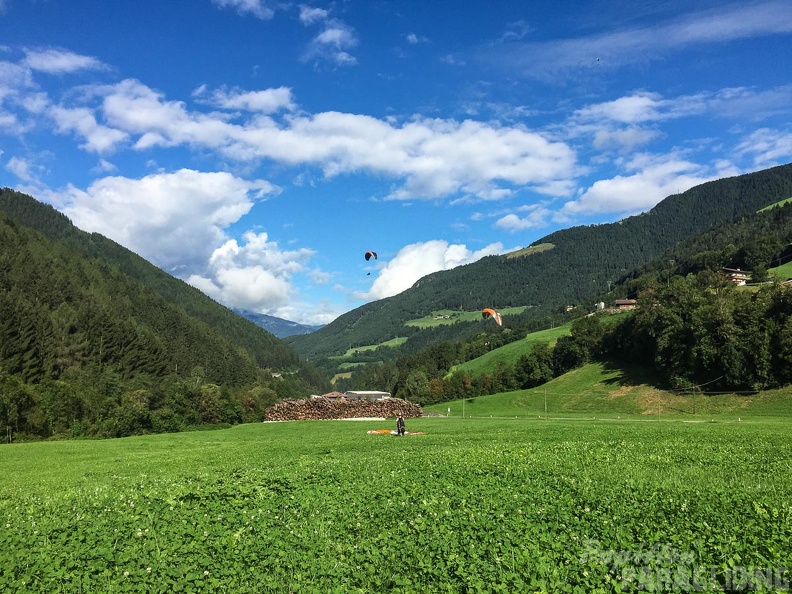 Luesen_DT34.15_Paragliding-2135.jpg