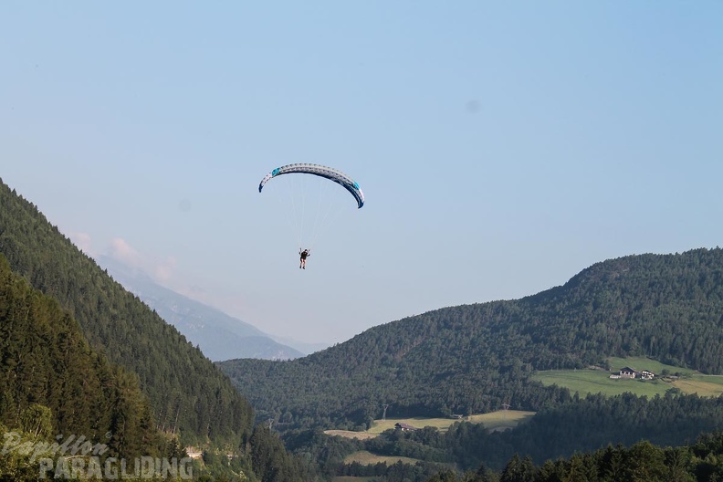 DH25.16-Luesen-Paragliding-1017.jpg