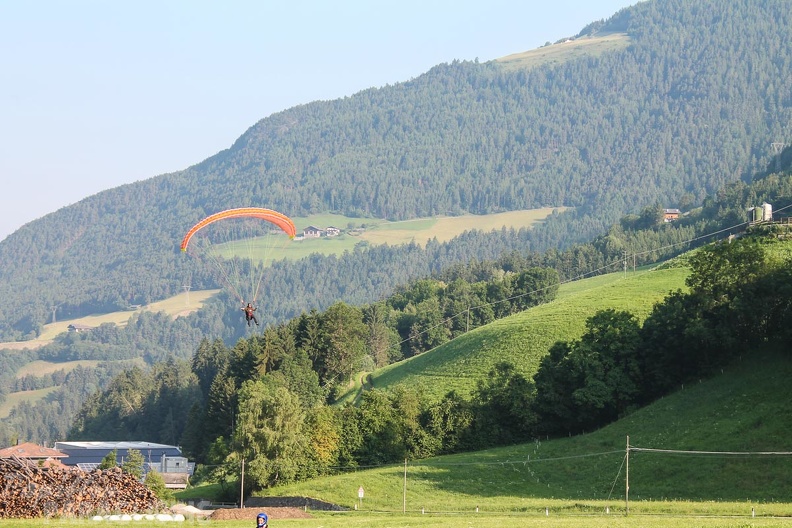 DH25.16-Luesen-Paragliding-1044.jpg