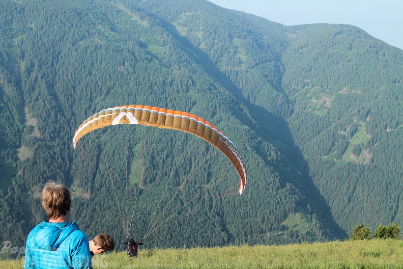 DH25.16-Luesen-Paragliding-1108.jpg
