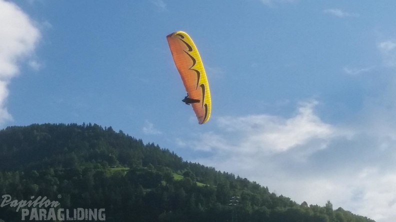 DH35.16-Luesen_Paragliding-1010.jpg