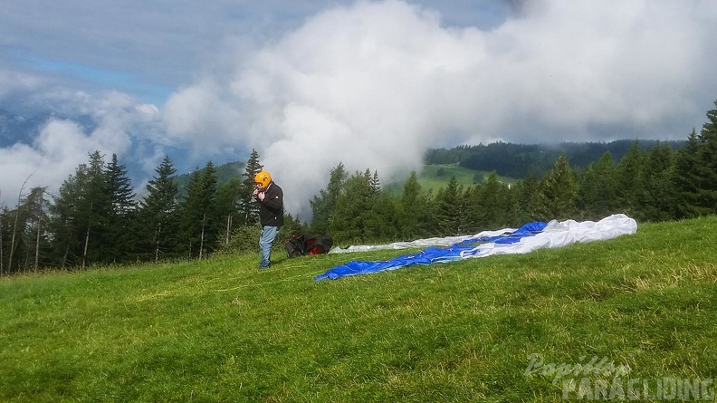 DH35.16-Luesen Paragliding-1060