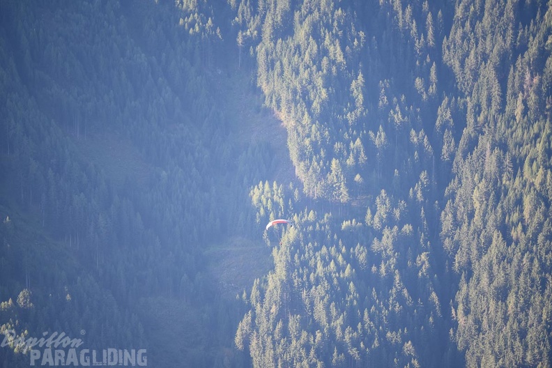 DH35.16-Luesen_Paragliding-1214.jpg
