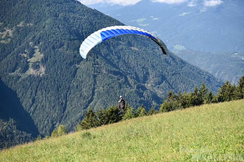 DH35.16-Luesen Paragliding-1288