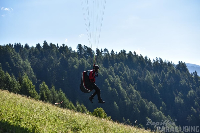 DH35.16-Luesen Paragliding-1332