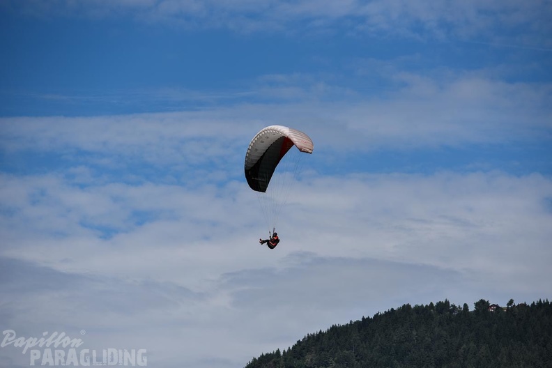 DH35.16-Luesen Paragliding-1393