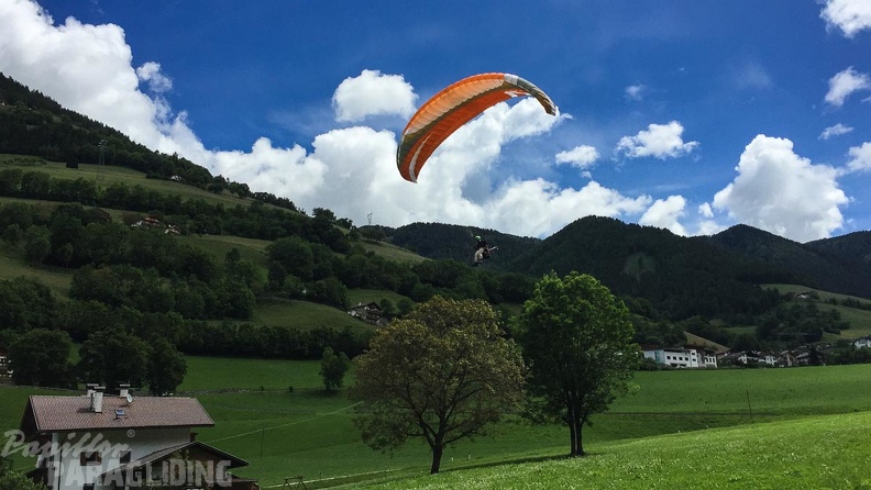 DT24.16-Paragliding-Luesen-1063.jpg