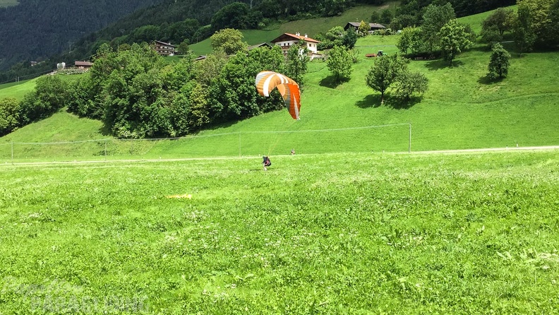DT24.16-Paragliding-Luesen-1064