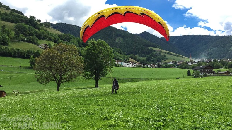 DT24.16-Paragliding-Luesen-1102