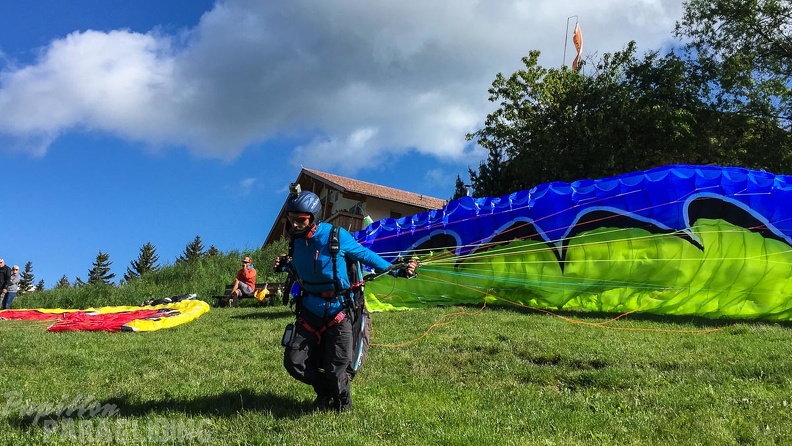 DT24.16-Paragliding-Luesen-1288