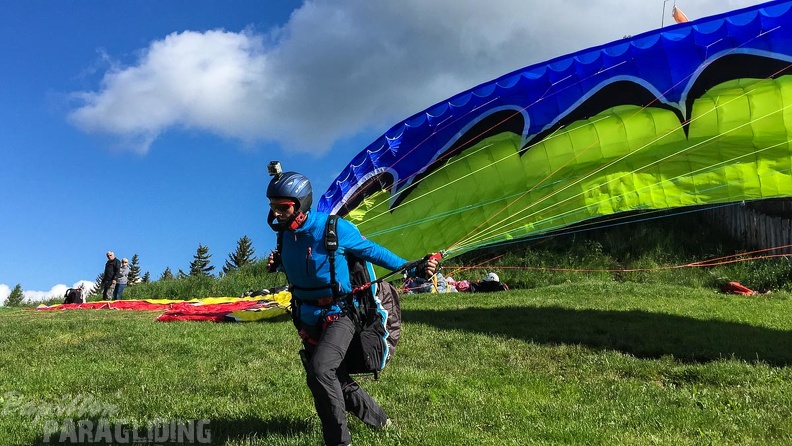DT24.16-Paragliding-Luesen-1289